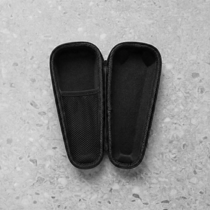 HARD SHELL TRAVEL CASE