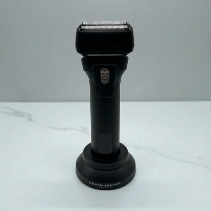 THE BLACK KNIGHT FOIL SHAVER