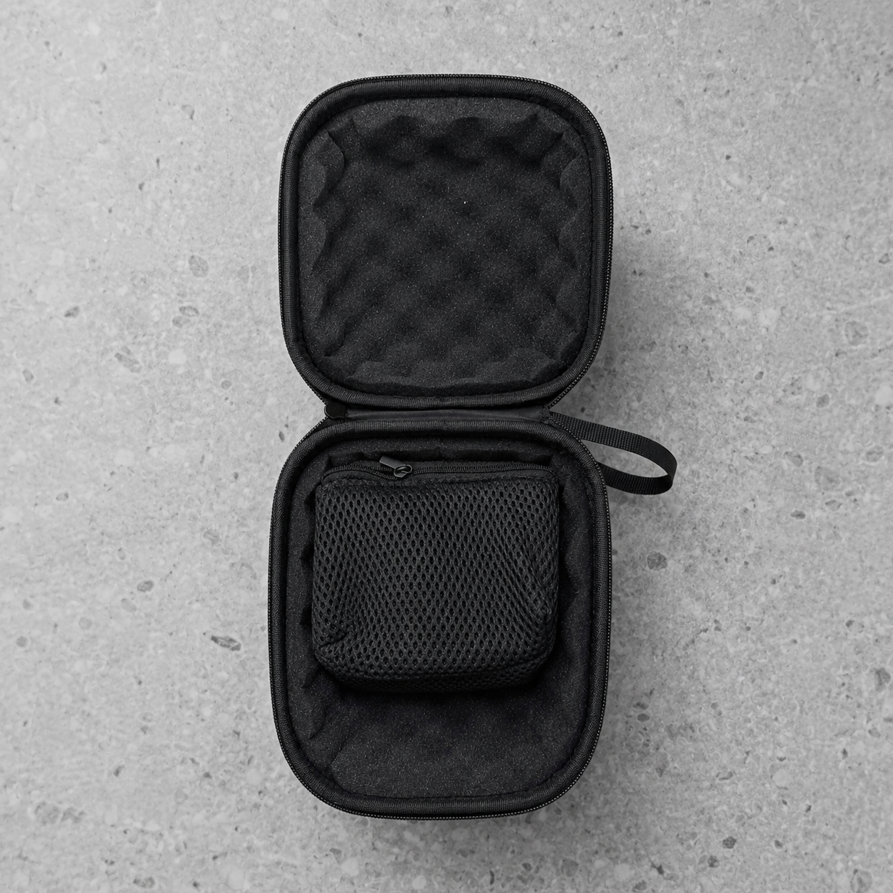 HARD SHELL TRAVEL CASE FOR PRO HEAD SHAVER